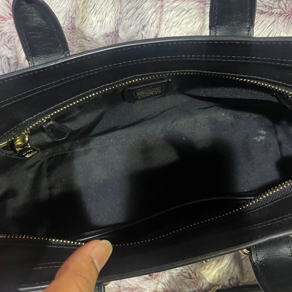 Coach hand bag - Picture 3 of 3